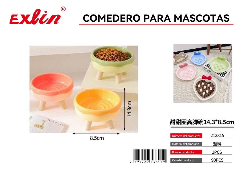 Pet feeder